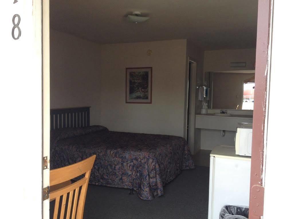 Albany Inn & Rv Campground Bagian luar foto