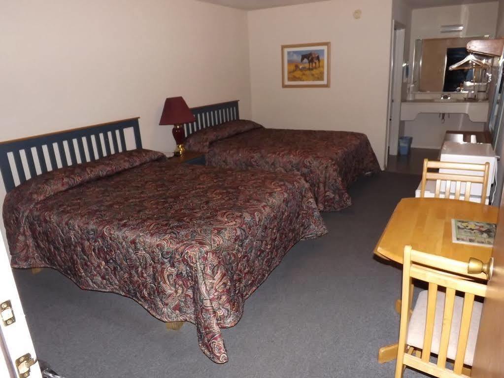 Albany Inn & Rv Campground Bagian luar foto